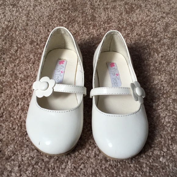 Toddler Dress Shoes - Picture 2 of 4